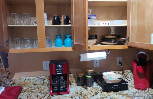 Greer House | CONVENIENTLY EVERYTHING! Comfort Away from Home!