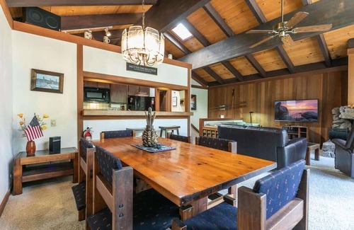 Tahoe City House | Conveniently Located Chinquapin Townhome | Unit 84