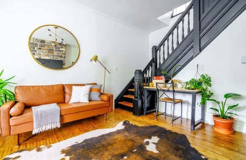 Downtown Columbus House | Convention - Pets - Short North - Parking Free