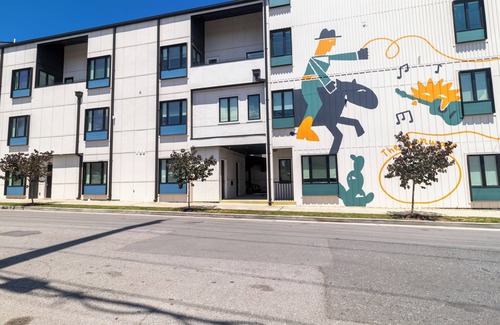 Buena Vista Apartment | Conway D102 by AvantStay | Modern Downtown Studio in Walkable Neighborhood