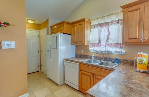 Conway House | Conway Vacation Rental: 19 Mi to Myrtle Beach!