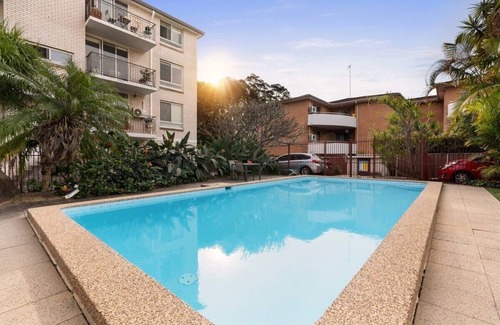 Randwick Apartment | Coogee Beach Cosy Home