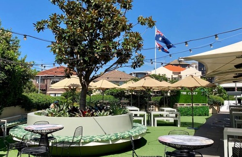 Clovelly Apartment | Coogee Beachside Retreat Free Parking