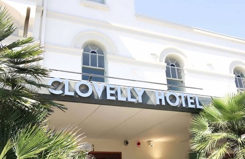 Clovelly Apartment | Coogee Beachside Retreat Free Parking