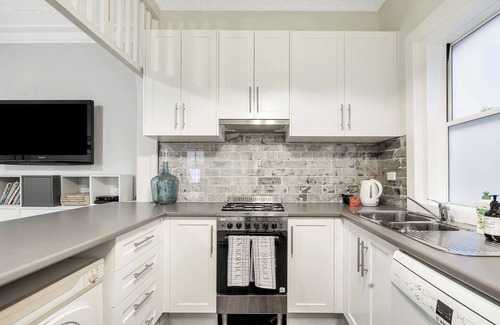 Coogee Apartment | Coogee Classic Coastal Gem Close to Beach