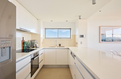 Coogee Apartment | Coogee Surf View I90