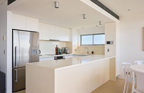 Coogee Apartment | Coogee Surf View I90