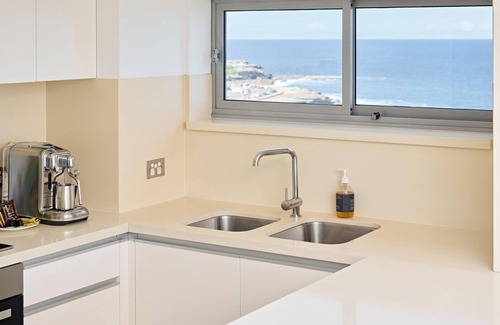 Coogee Apartment | Coogee Surf View I90