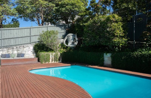 Coogee Apartment | Coogee Views 5 bedroom Family Home with Pool