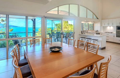 Hamilton Island Apartment | Cooinda Gardens 2, Cooinda Gardens 2 on Hamilton Island