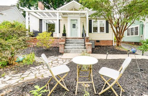 Knoxville House | Cookout Ready Walkable Home in Bearden Village