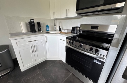 Clewiston Apartment | Cool apartment with AC in charming Clewiston