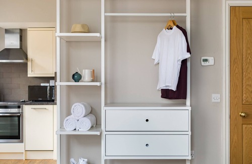 London City Centre Apartment | Cool Covent Garden Studio - Netflix & Nespresso