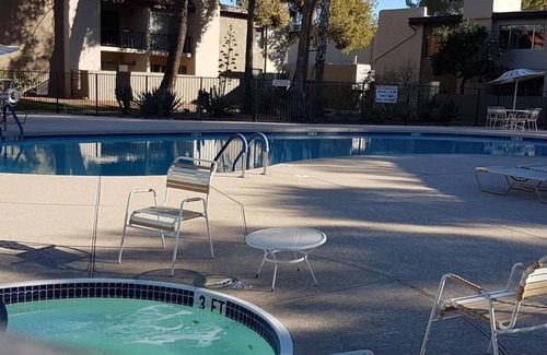 Arcadia Villa House | Cool in the Pool > Arcadia and Old Town Scottsdale 2BR 2BA