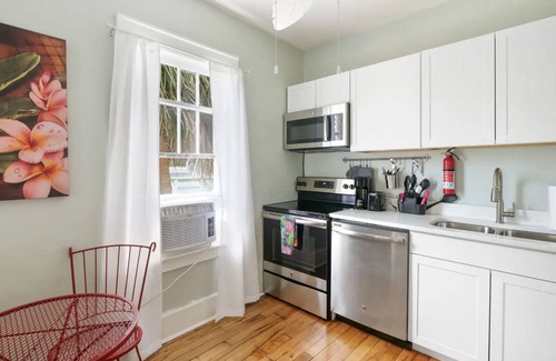 Tybee Island Apartment | Cool Ocean View with Balcony! King Bed, Free Parking & Free Wifi!