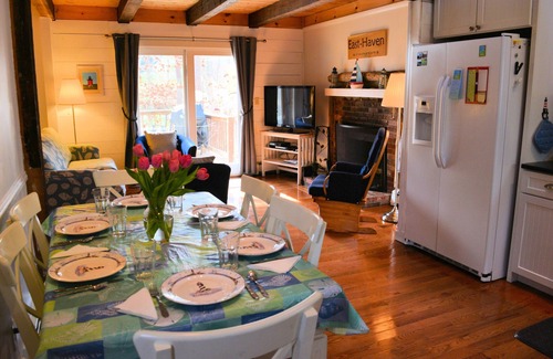 Eastham House | Cool - Quiet - Convenient