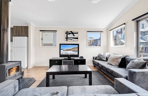 Dinner Plain Ski Chalet | Cool Runnings - Dinner Plain