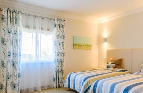 Atalaia Villa | CoolHouses Algarve Lagos | Beautifull V4 w/ golf course view | The White House