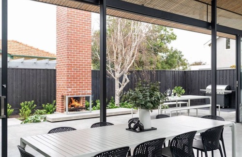 Queenscliff House | Coombe Lodge: Stunningly renovated historical house in the heart of Queenscliff.