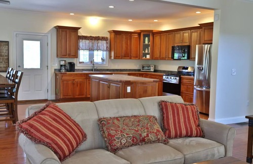 Cooperstown House | Coop Diamonds Luxury Rentals; Sunrise Estates 3