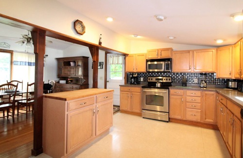 Maryland House | Cooperstown Baseball Rentals-Captain's-2 King Beds
