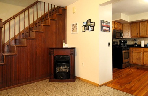 Oneonta House | Cooperstown Baseball Rentals - Columbia House