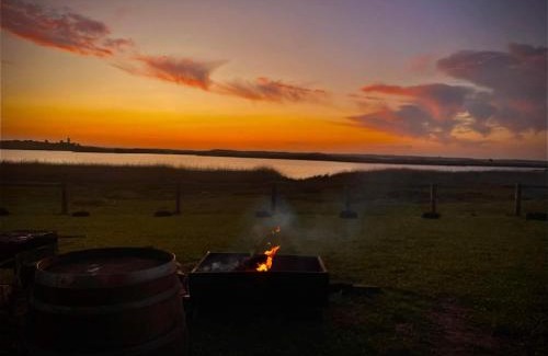 Bonney House | Coorong Island Retreat - Farm Stay at Pet Friendly Property