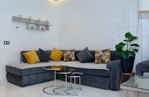 Mehdya Apartment | Copacabana Apartment - Sea View