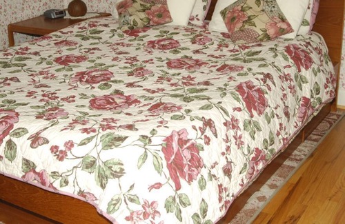 Ferndale Cottage | Copenhagen Suite voted the best place to relax and enjoy the redwoods & Ferndale