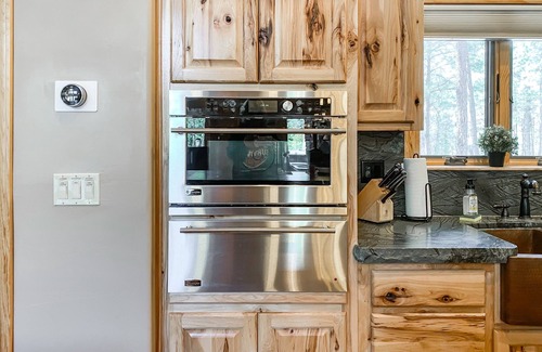 Heber Cabin | Copper Elk Manor | Luxury Cabin on Forest Border
