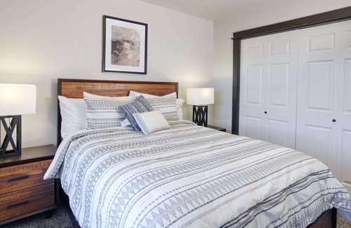 Butte House | Copper King Extended Stay Collection - 2 Bedroom Duplex