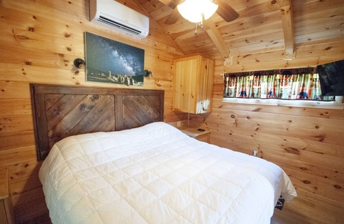 Blairsville Cabin | Copperhead Lodge Cabin number 2. 1 bedroom 1 bath Sleeper Sofa. Sleeps 4.