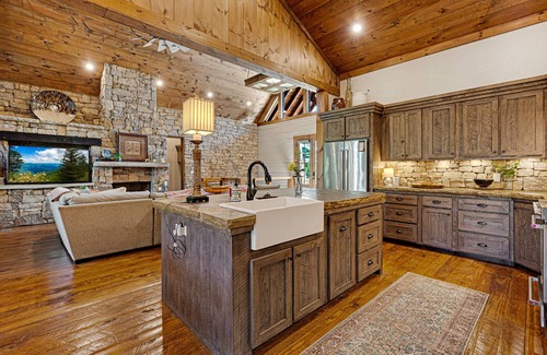 Epworth House | Copperline Lodge - located in Blue Ridge, GA