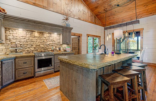 Epworth House | Copperline Lodge - located in Blue Ridge, GA