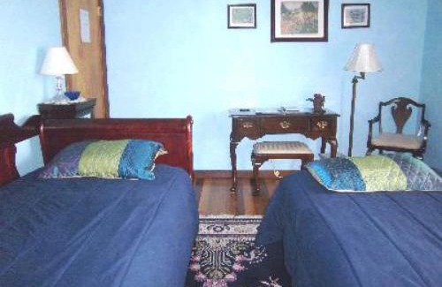 Hebron Bed & Breakfast | Coppertoppe Inn & Retreat Center