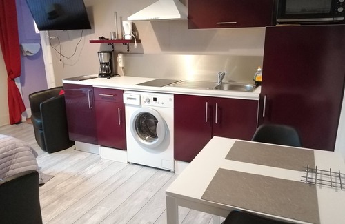 Vittel Apartment | Coqué Studio Meublé Jolie Vue, au Calme, 300m des Thermes