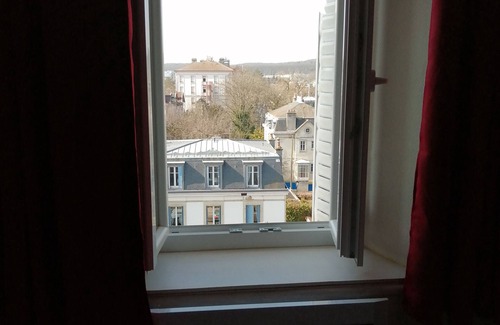 Vittel Apartment | Coqué Studio Meublé Jolie Vue, au Calme, 300m des Thermes