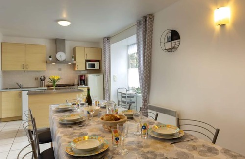 Saint-Meloir-des-Ondes House | Coquelicot by Interhome