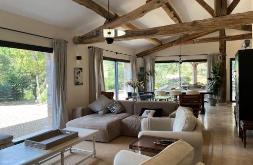 Lorgues House | Coquelicot Classic Provençal House