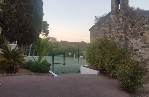 Bastide Giraud Apartment | Coquet 2 Pièces Proche Plages, Terrasse - Piscine et Tennis Dans la Résidence