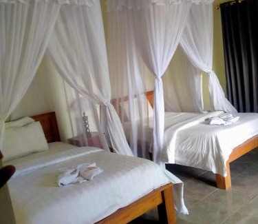 Amed Bed & Breakfast | Coral Bay Bungalows Amed Bali