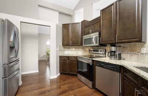 Broadmoor Apartment | Coral Paradise Home with Pool
