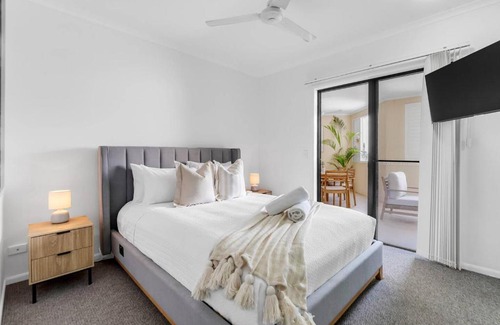 Cairns North Apartment | Coral Poolside - Resort Living by Cairns Esplanade