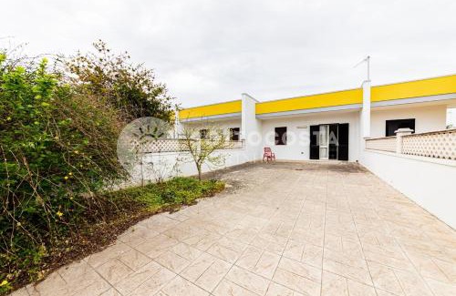 Torre Specchia Ruggeri Apartment | Coral Reef