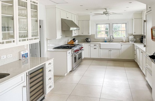 Hamilton Parish Villa | Coral Sea private beachfront oasis
