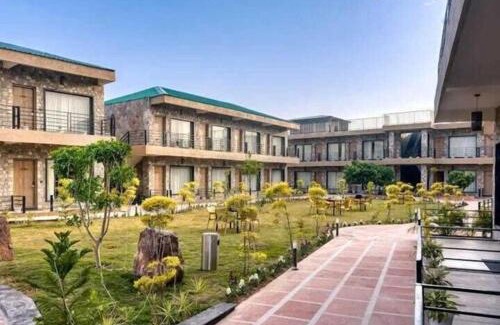 Bail Parao Hotel | Corbett Elegant Retreat