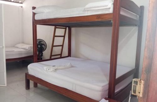 Bahia Solano Hotel | Cordoba Mosquera Esmeralda HOSTAL ESMERALDA