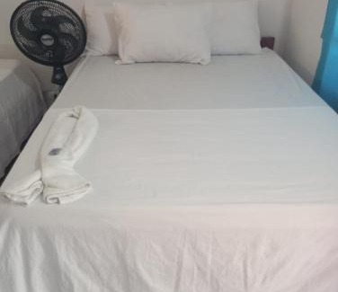 Bahia Solano Hotel | Cordoba Mosquera Esmeralda HOSTAL ESMERALDA