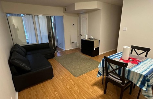 Bay Street Corridor Condo | Core of Downtown-Near Eaton Centre, Nathan Phillips Square