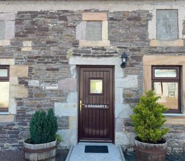 Lanark House | Corehouse Farm Cottages - Dairy, Granary & Sawmill